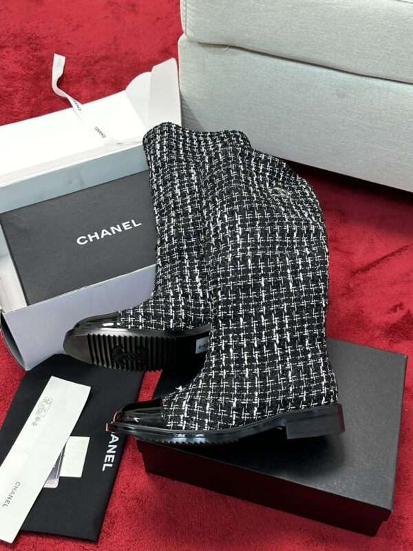 New Collection Chanel Shoes 382