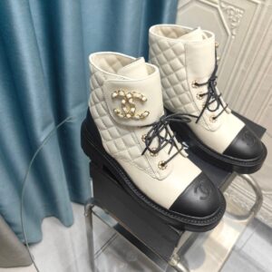 New Collection Chanel Shoes 372