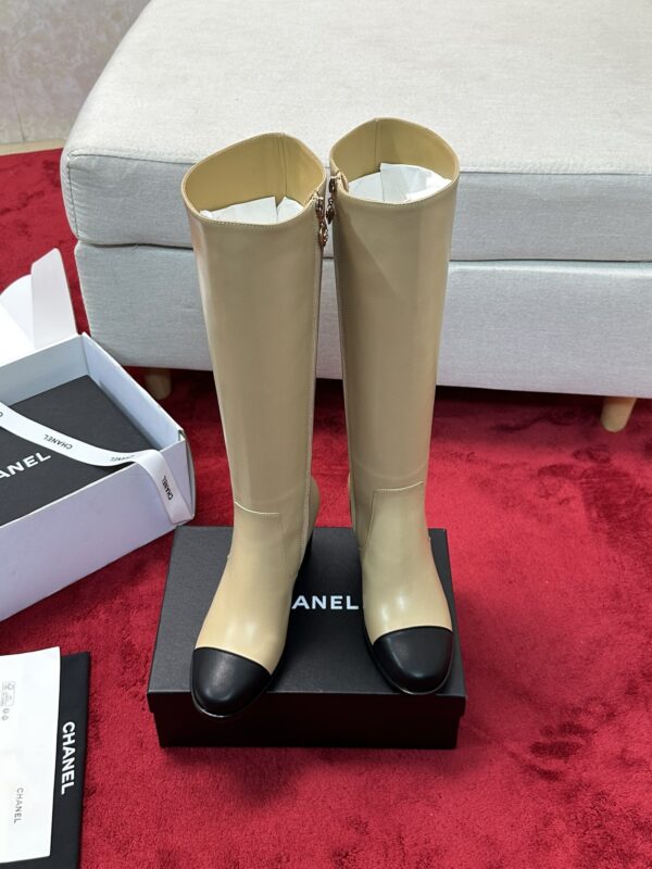 New Collection Chanel Shoes 383