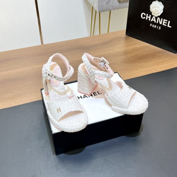 New Collection Chanel Shoes 362