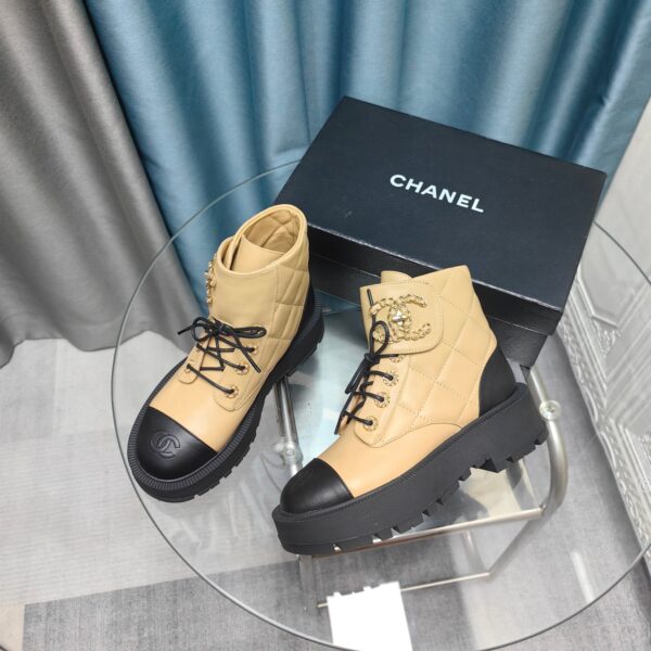 New Collection Chanel Shoes 375