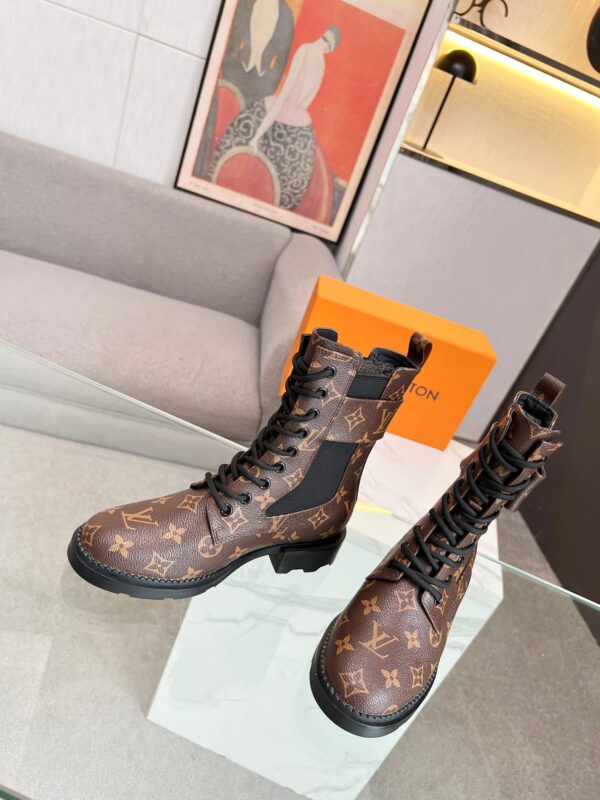 New Collection LV Shoes 0333