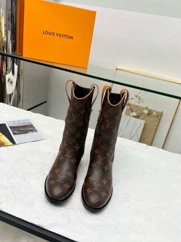 New Collection LV Shoes 0332