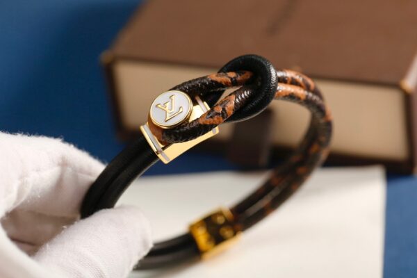 New Collection LV Bracelet 96