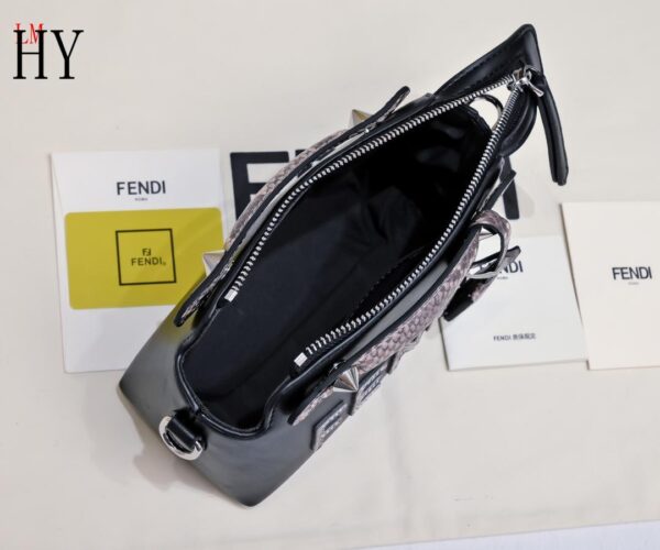 New Collection Fendi Bag 152