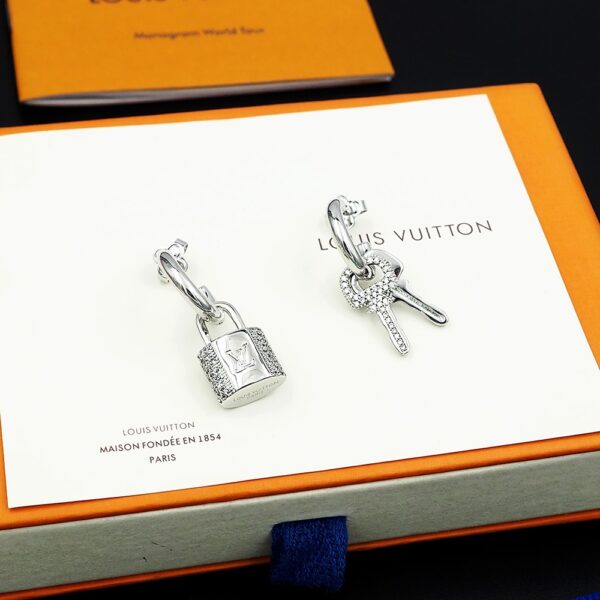 New Collection LV Earring 02