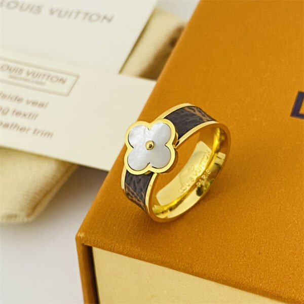 New Collection LV Ring 013