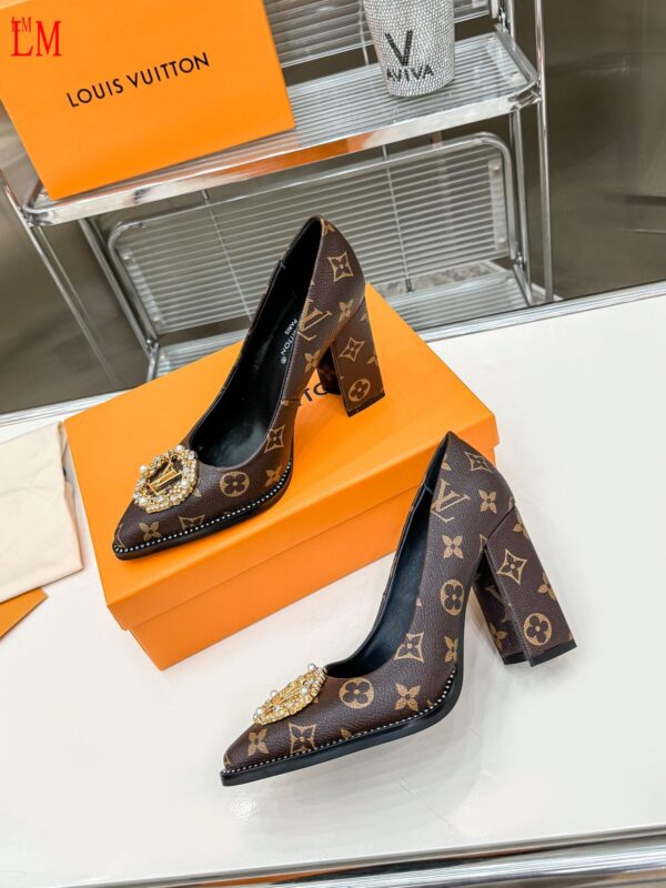 New Collection LV Shoes 0368