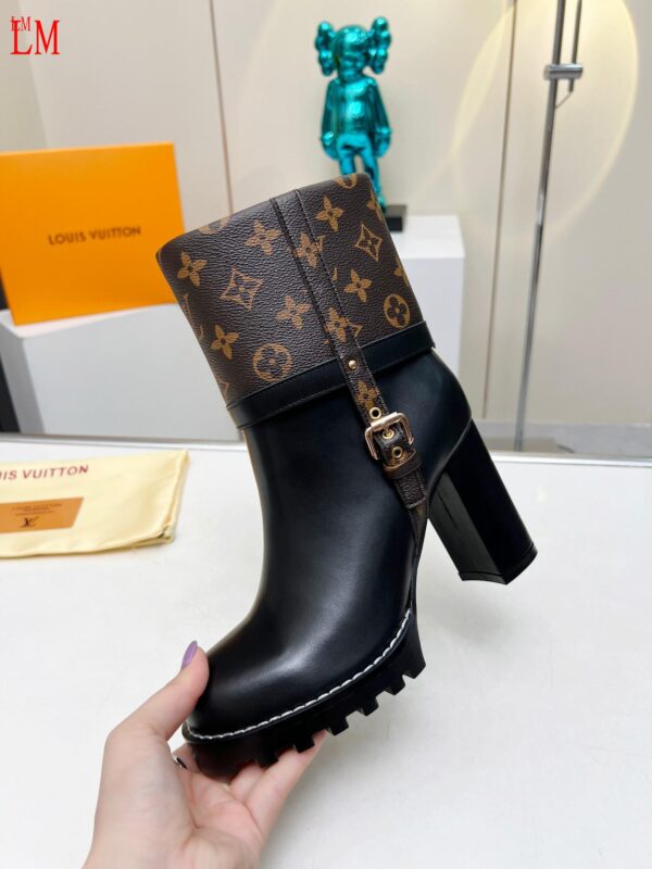 New Collection LV Shoes 0373