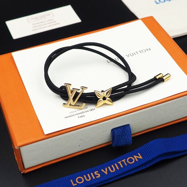 New Collection LV Bracelet 99