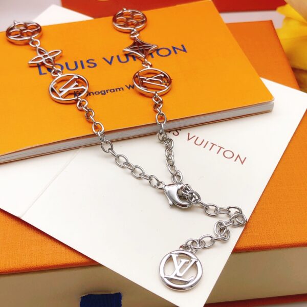 New Collection LV Necklace 06