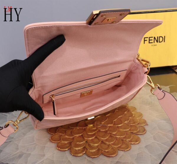 New Collection Fendi Bag 148