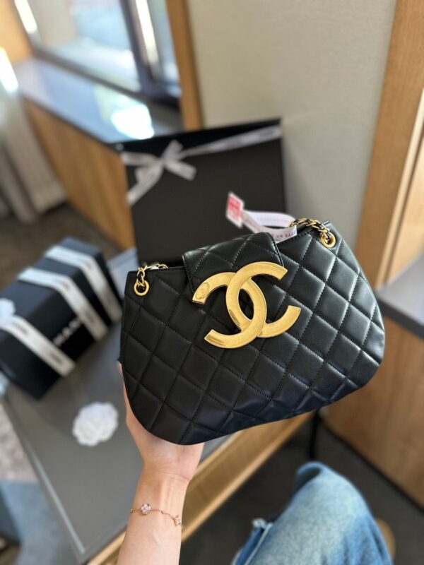 New Collection Chanel Bag 819