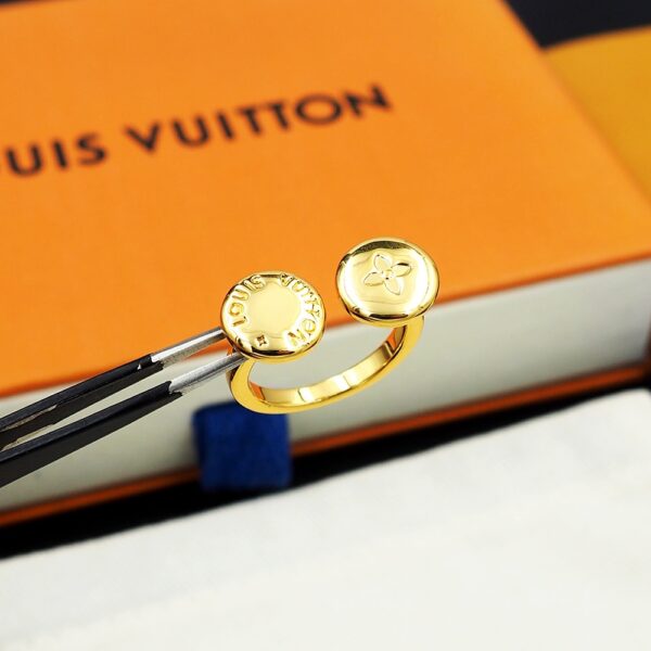 New Collection LV Ring 002