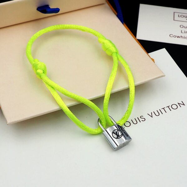 New Collection LV Bracelet 71