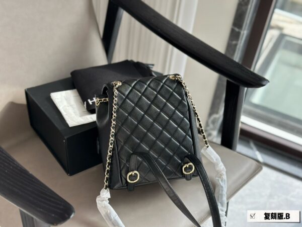 New Collection Chanel Bag 813