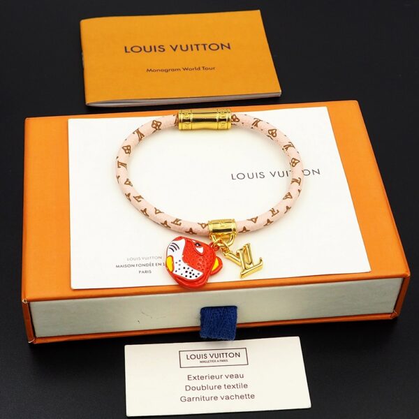 New Collection LV Bracelet 105