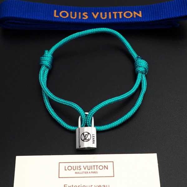 New Collection LV Bracelet 71