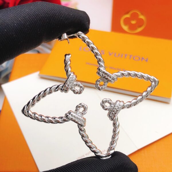 New Collection LV Earring 11