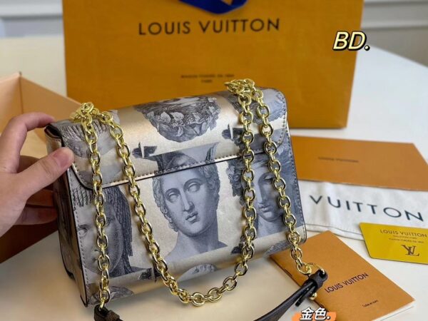 New Collection LV Bag 2009