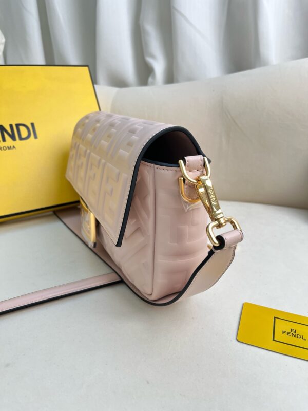 New Collection Fendi Bag 162