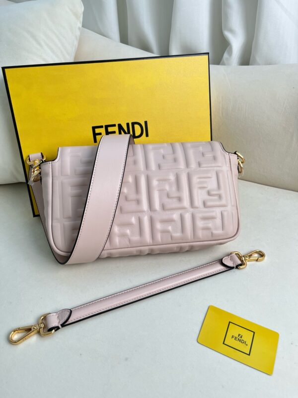 New Collection Fendi Bag 162