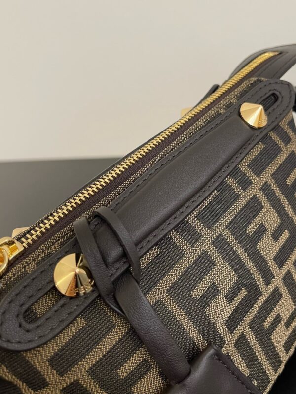 New Collection Fendi Bag 155