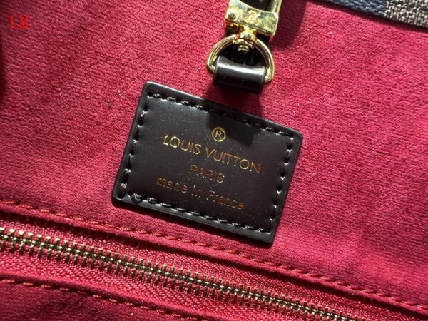 New Collection LV Bag 1979