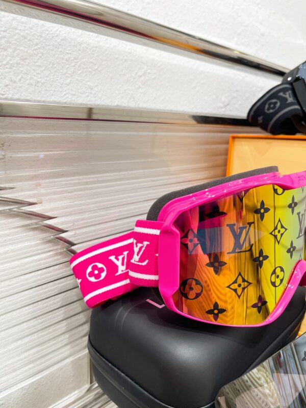 New Collection LV Glasses 233