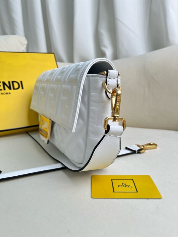 New Collection Fendi Bag 161