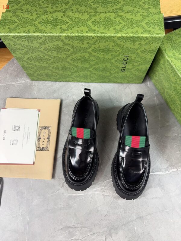 New Collection Gucci Shoes 339