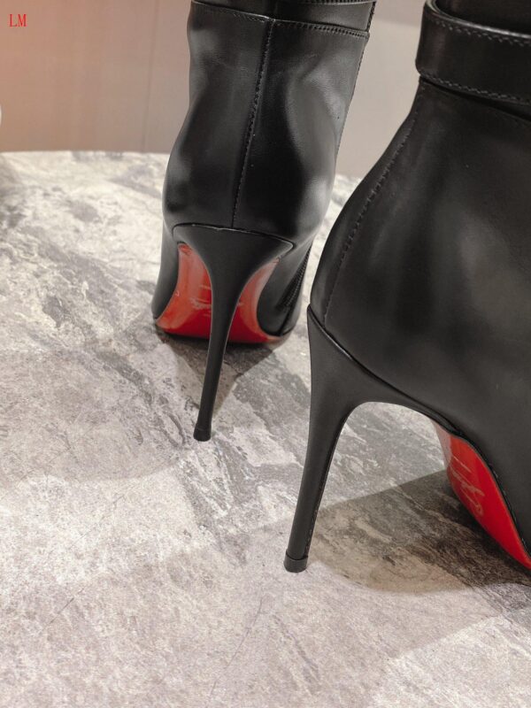 New Collection Christian Louboutin Shoes 027