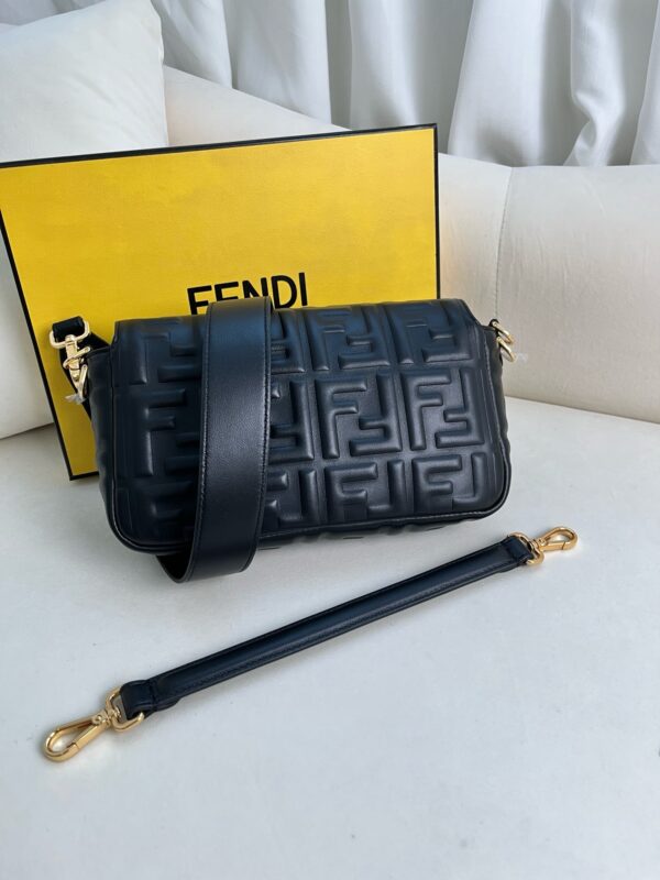 New Collection Fendi Bag 162