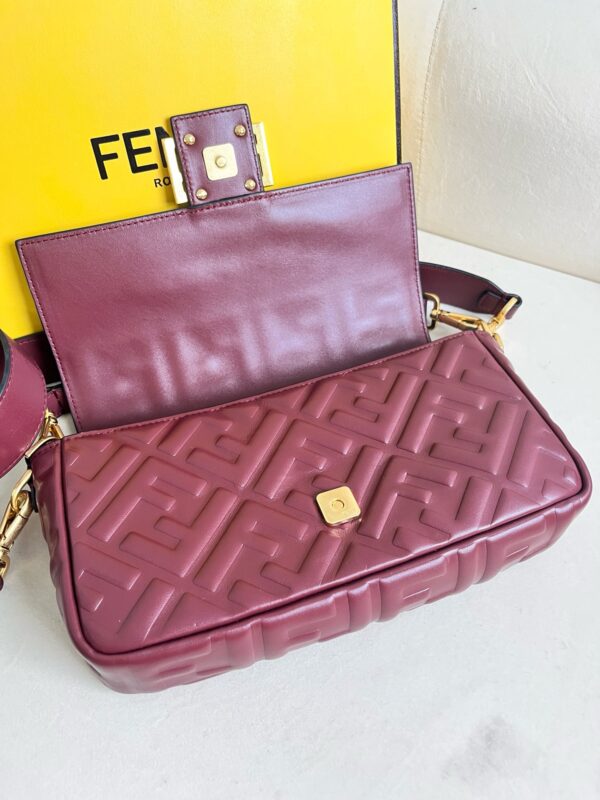 New Collection Fendi Bag 162