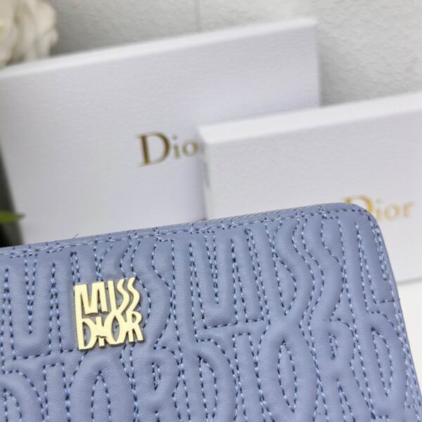 New Collection Dior Bag 330