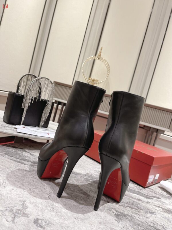 New Collection Christian Louboutin Shoes 021