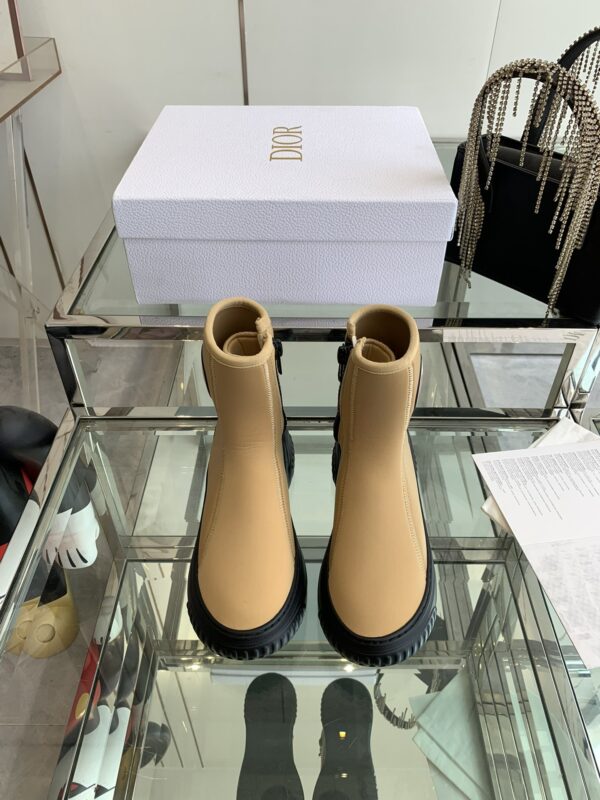 New Collection Dior Shoes 194