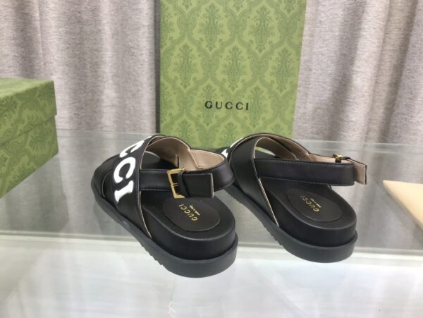 New Collection Gucci Shoes 337