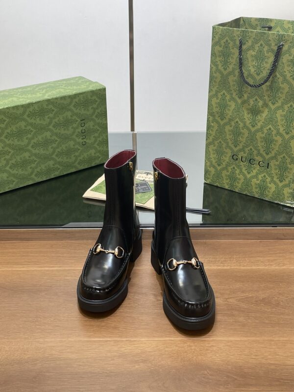 New Collection Gucci Shoes 337