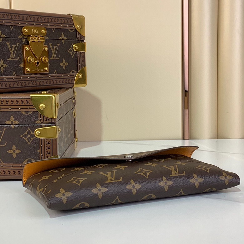 New Collection LV Bag 2002 New Collection LV Bag 2002