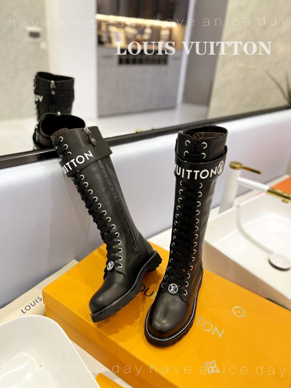 New Collection LV Shoes 0410