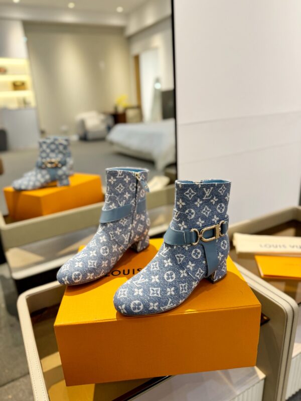 New Collection LV Shoes 0417