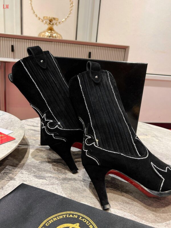 New Collection Christian Louboutin Shoes 031