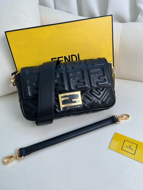 New Collection Fendi Bag 162