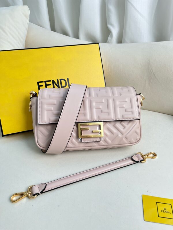 New Collection Fendi Bag 162