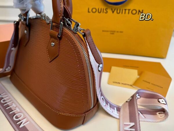 New Collection LV Bag 2003