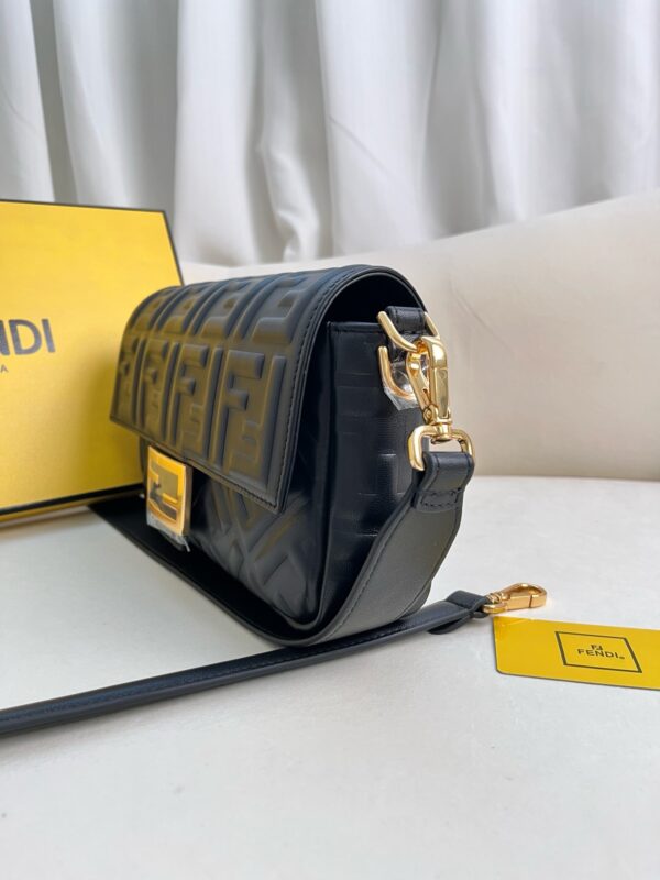 New Collection Fendi Bag 162