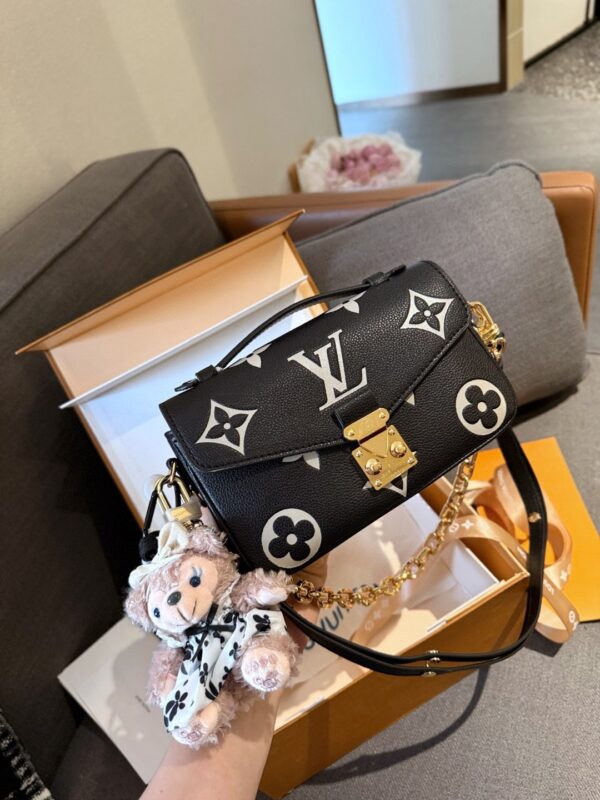 New Collection LV Bag 1968