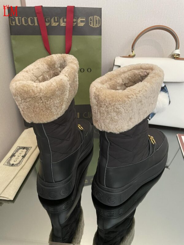 New Collection Gucci Shoes 343