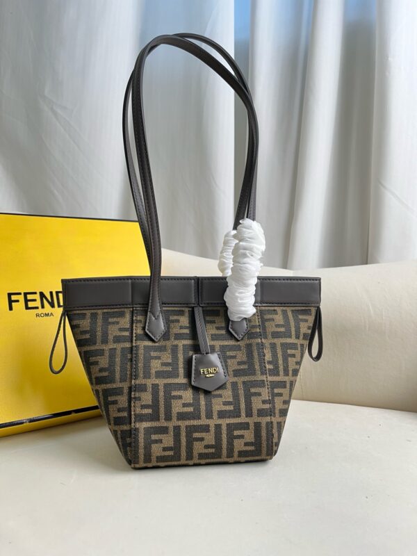 New Collection Fendi Bag 158